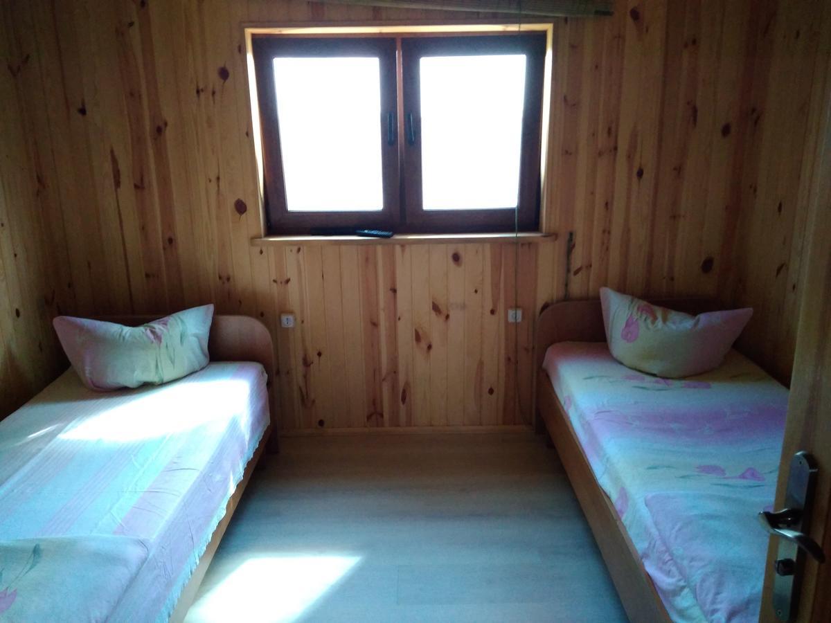 Pryvatna Sadyba Tviy Kut Hotel Свитяз Екстериор снимка