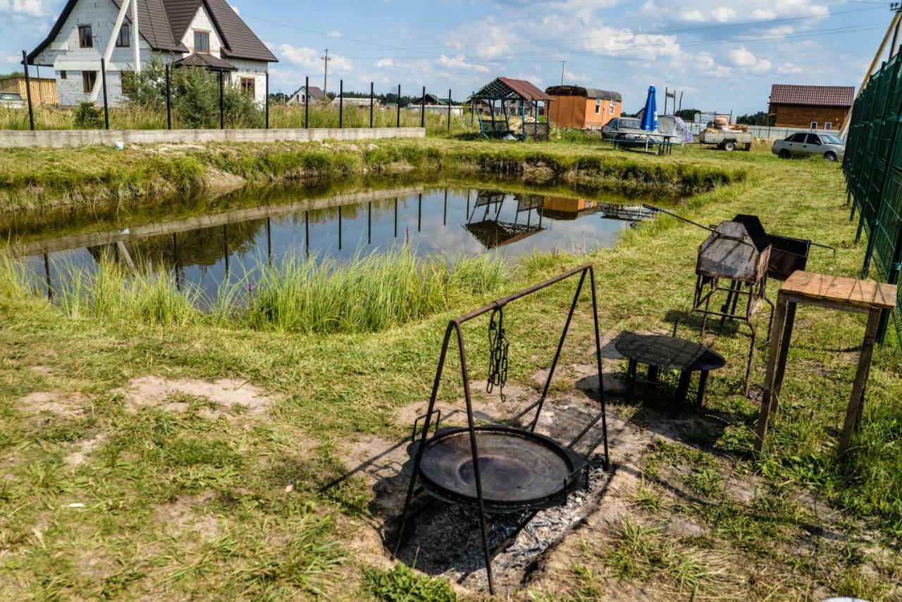 Pryvatna Sadyba Tviy Kut Hotel Свитяз Екстериор снимка